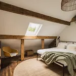 Ferry View Cottage, 3 Bed En-suite, Hot Tub Боунес-он-Уиндермер