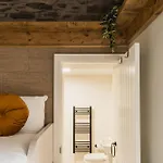Ferry View Cottage, 3 Bed En-suite, Hot Tub
