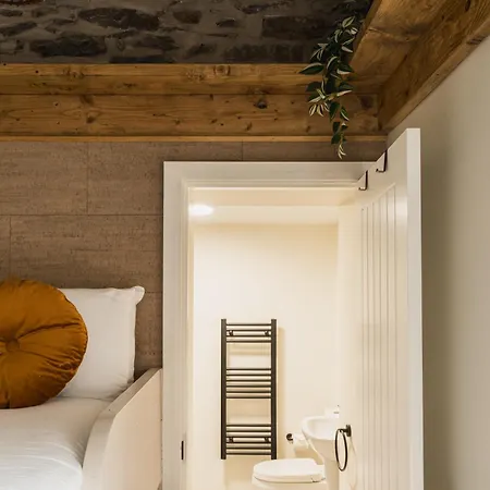 Ferry View Cottage, 3 Bed En-suite, Hot Tub