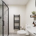 Ferry View Cottage, 3 Bed En-suite, Hot Tub Holiday home